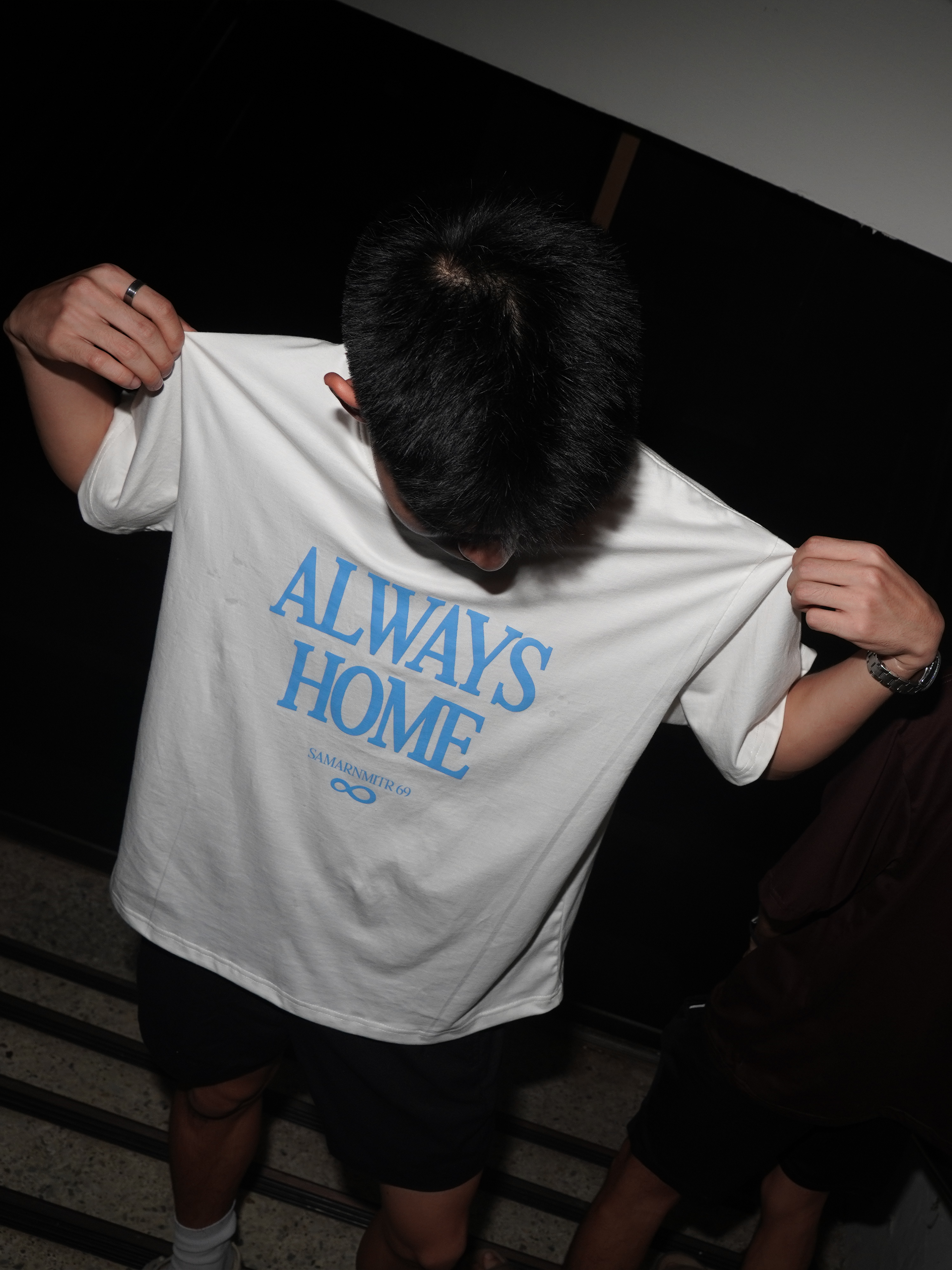 เสื้อ Boxy Always Home สีขาว