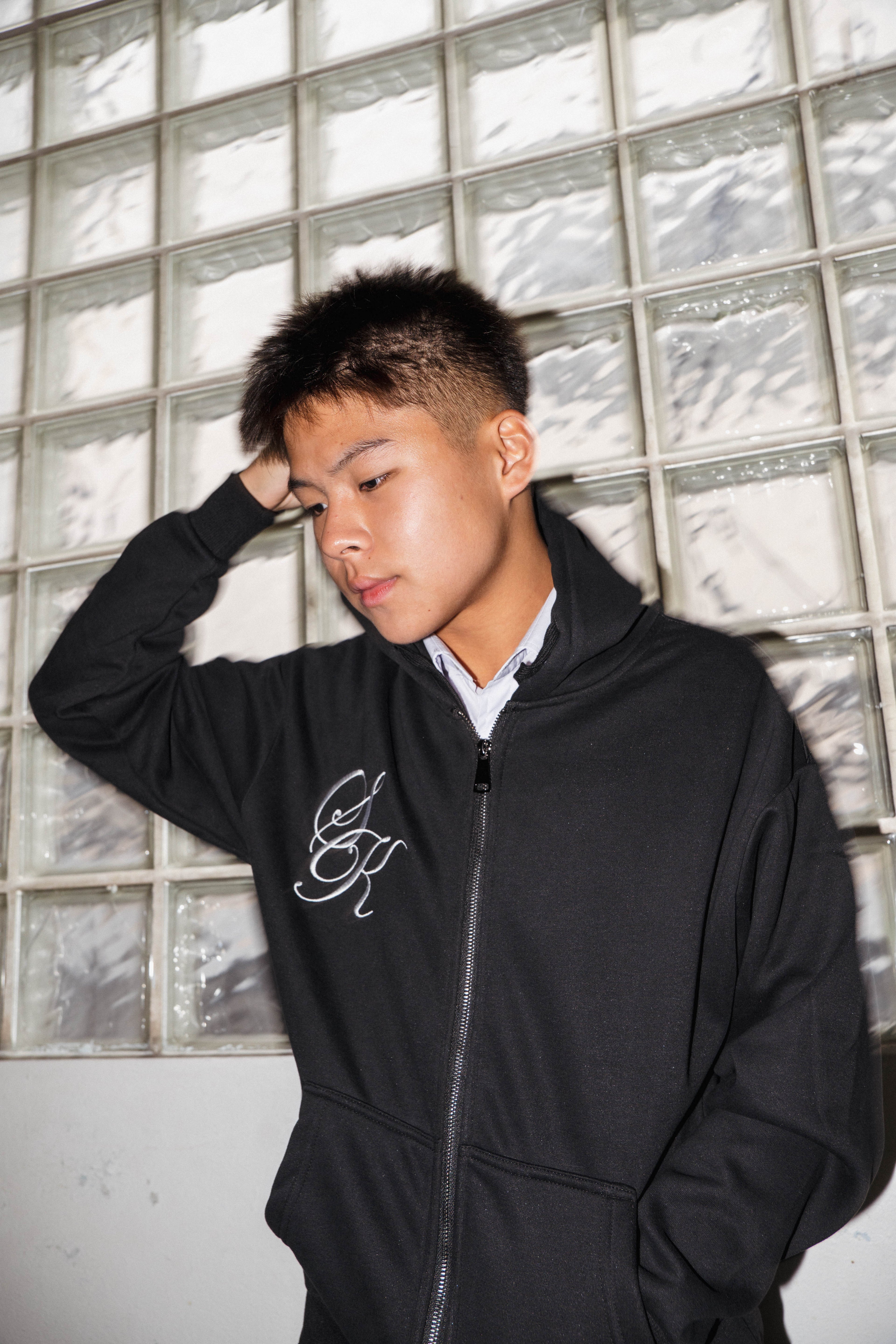 เสื้อกันหนาว hoodie สมานมิตร'69 สีดำ