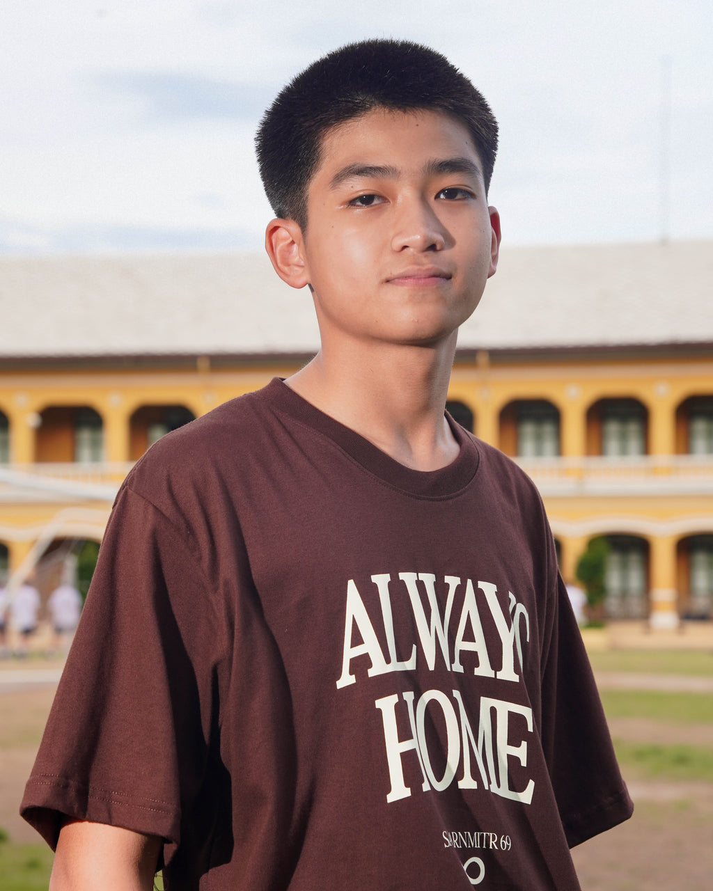เสื้อ Boxy Always Home สีน้ำตาล